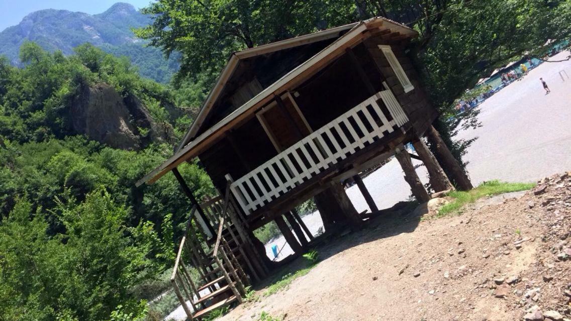 Park Blini Shala River Moll' e Shoshit Екстериор снимка